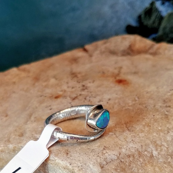 🆕💠Blue Opal Ring - Picture 2 of 3